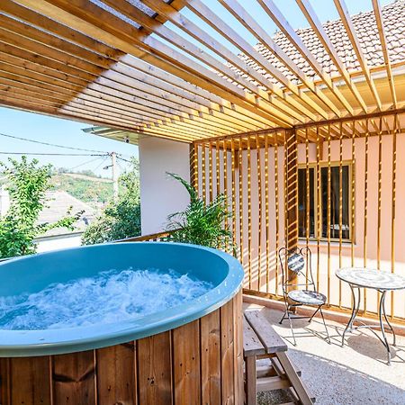 בראשוב Lagom - Hot Tub Hideout מראה חיצוני תמונה